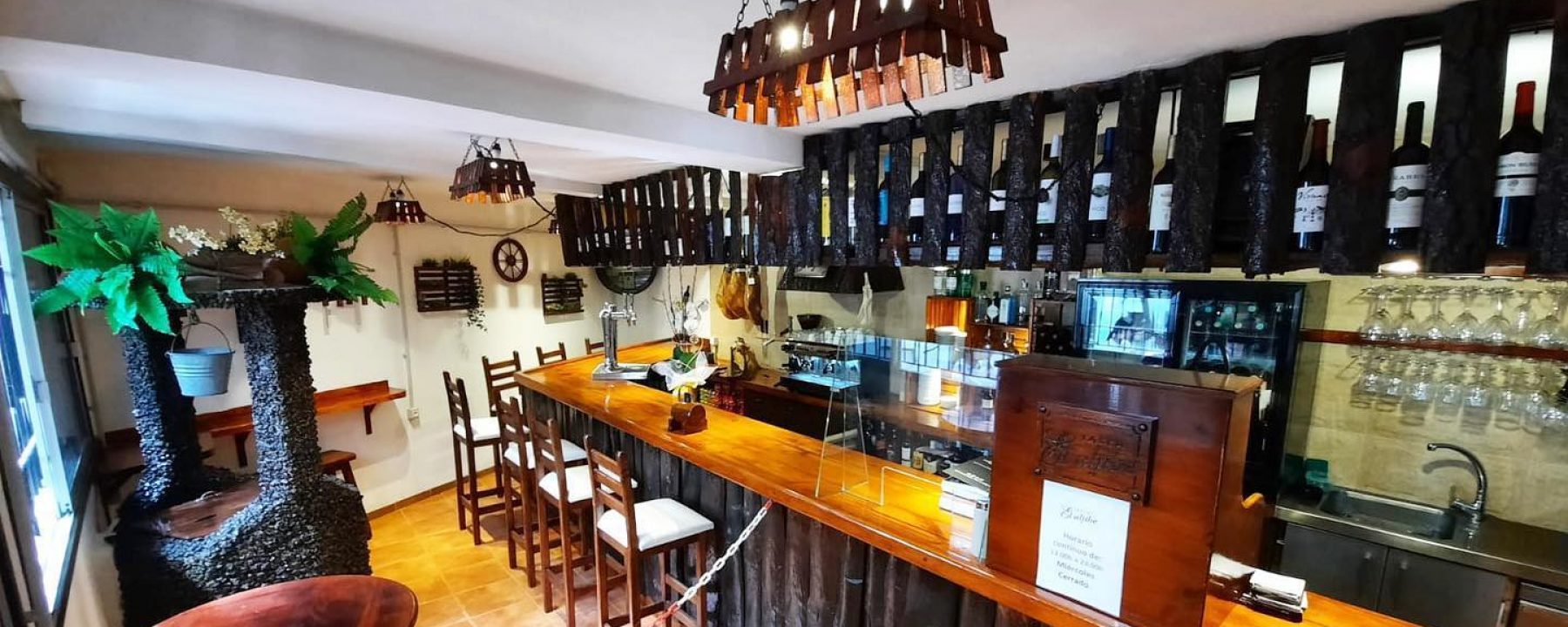 Tasca El Aljibe, bares y pubs en San Cristóbal de La Laguna